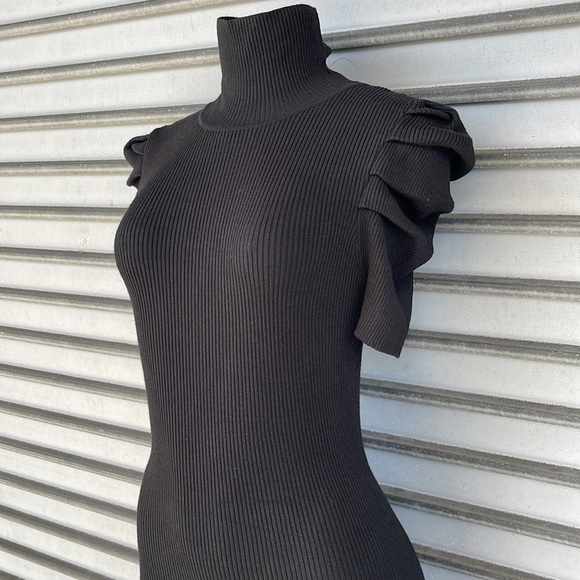 Fashion Nova Mallory Sweater MIDI Turtleneck Dress Size M - Picture 7 of 16